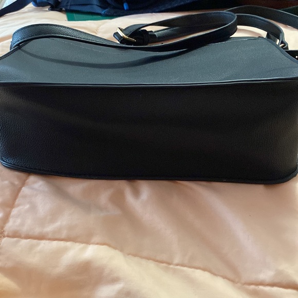 Matthew + Julian cross body purse - Picture 3 of 9